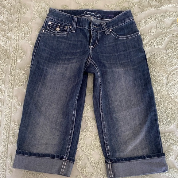 INC DENIM CAPRIS CURVY FIT SIZE 2 - Picture 1 of 8